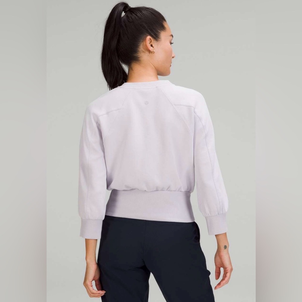 Lululemon Softstreme Ribbed-Hem Pullover
Faint Lavender  size 6